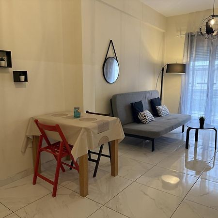 Luxury Apartment Close To The Acropolis アテネ エクステリア 写真